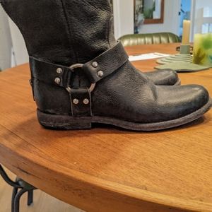 Frye Wyatt Harness boots